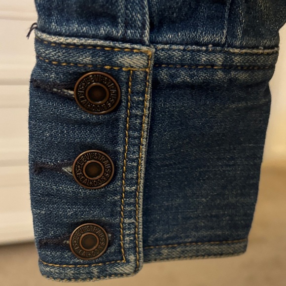 Levi Strauss Women’s Denim Jacket w/Stand Collar Jean, classic Trucker - Picture 9 of 9